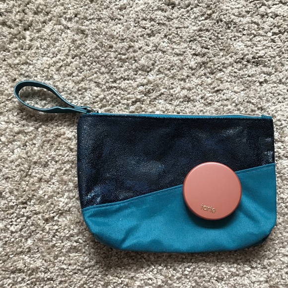 tarte Other - Tarte Amazonian Clay Blush with Makeup Bag! ❤️
